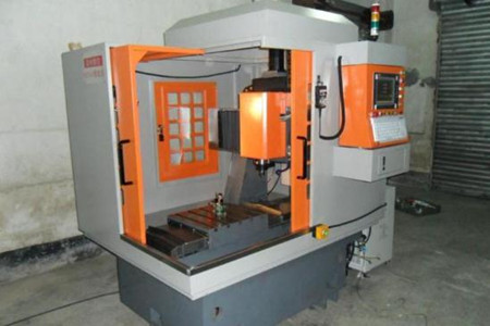 影響數(shù)控雕銑機市場價格的因素